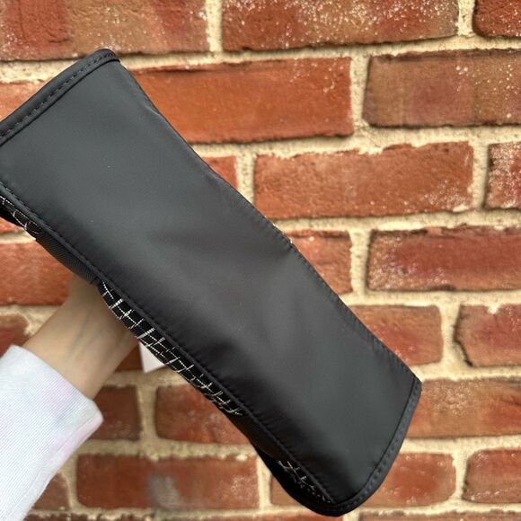 WILDFOX $60 bag black tote w crossbody strap NWT - Picture 5 of 8